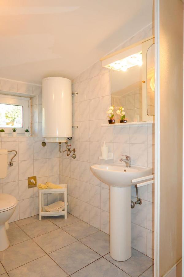 Apartment Barbara - Put121 By Interhome Punat Zewnętrze zdjęcie